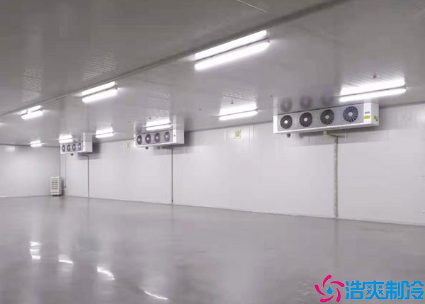 菠萝蜜在线观看喷涂