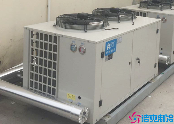 菠萝蜜在线观看喷涂